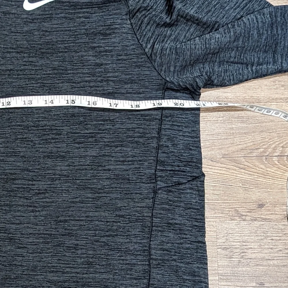 Nike Dry-Fit Running Shirt - Picture 11 of 12
